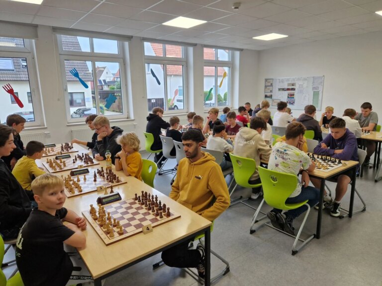 Antoine Borghini gewinnt das 9. Bünder Jugend-Schnellschachturnier